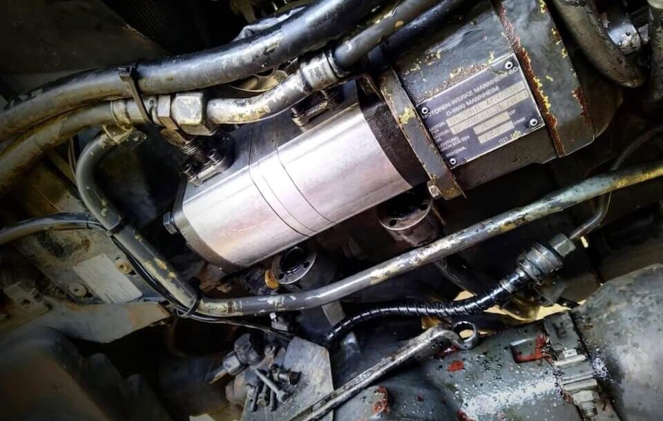 jak sprawdzić kierunek obrotów pompy hydraulicznej